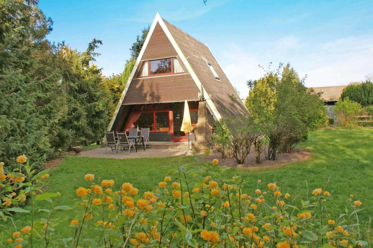 Zeltdachhaus Mit Grossem Grundstue Villa Damp Exteriör bild